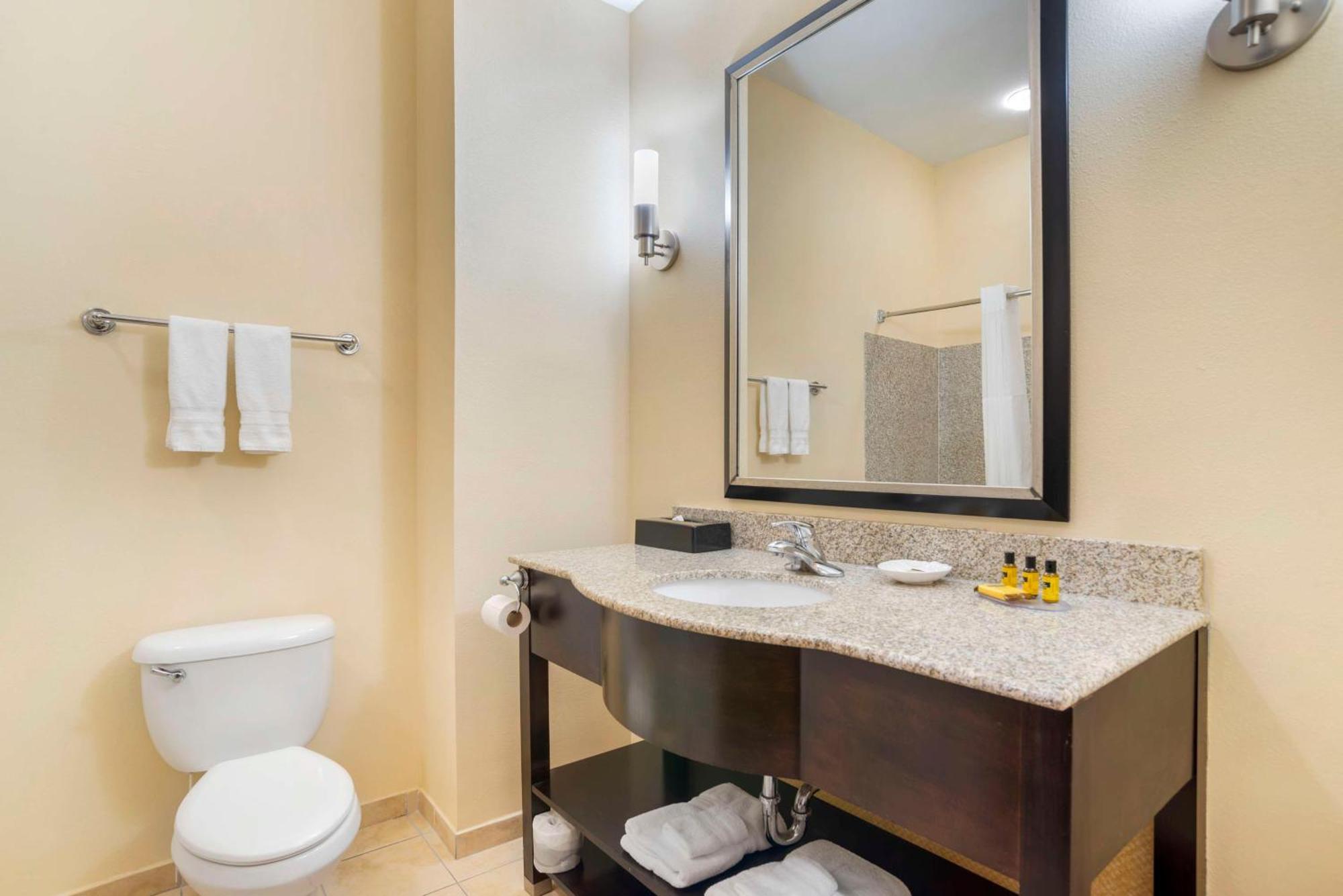 Best Western Plus Flowood Inn & Suites Exteriör bild